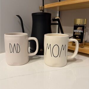 White Ceramic 'Dad' and 'Mom' Mug Set